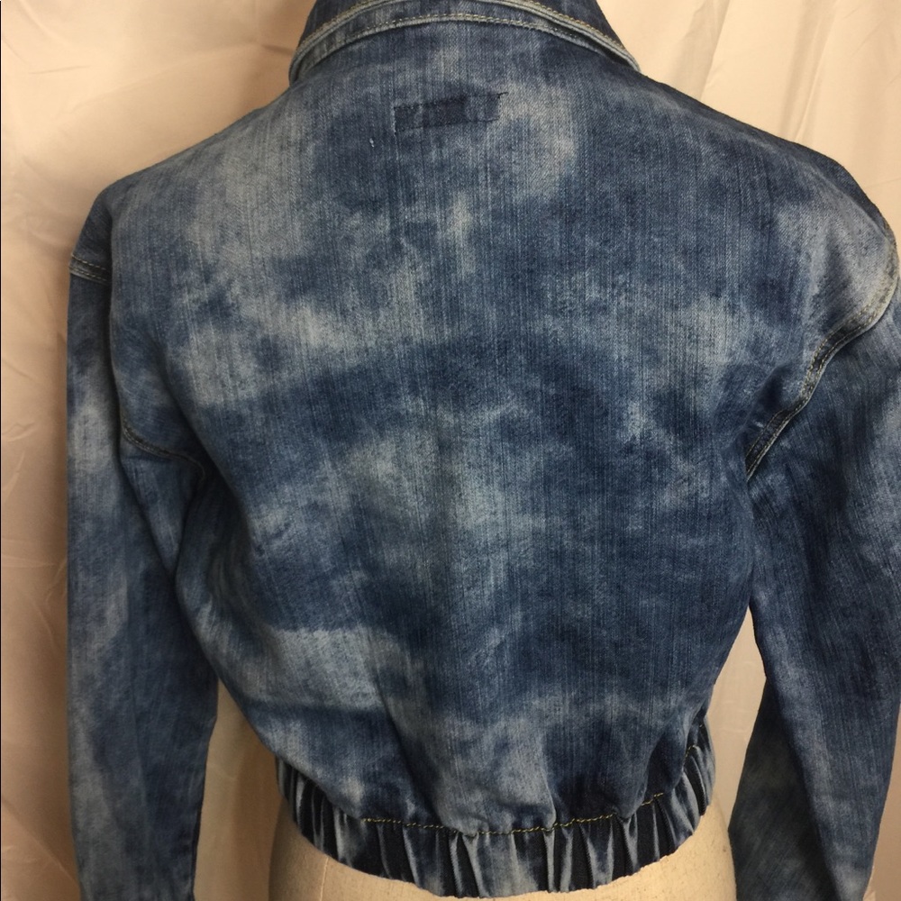 Blue jean jacket - Picture 3 of 3